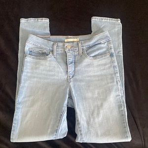 Levi’s 311 shaping skinny
